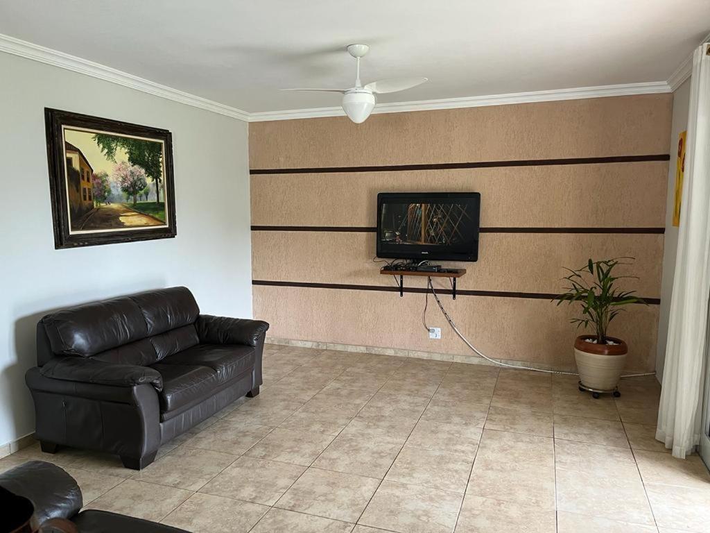 Villa Chacara Em Alpes De Mairiporã Exterior foto
